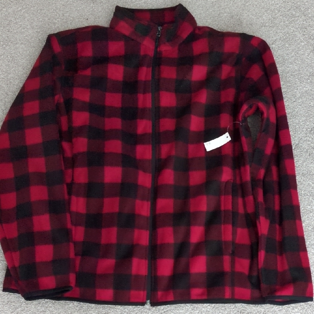 Amazon Essentials Red and Black Plaid Shirt Jacket
